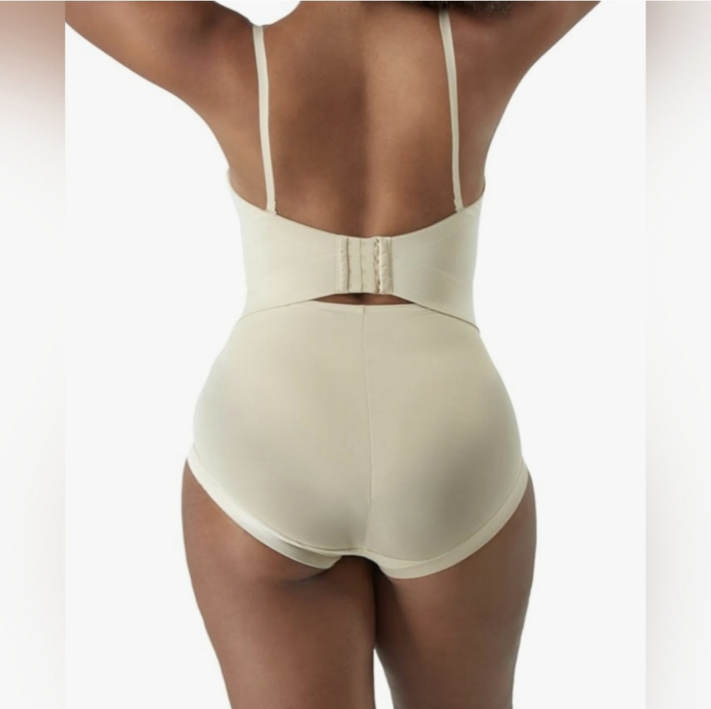 Body smoother - Picture 2 of 5